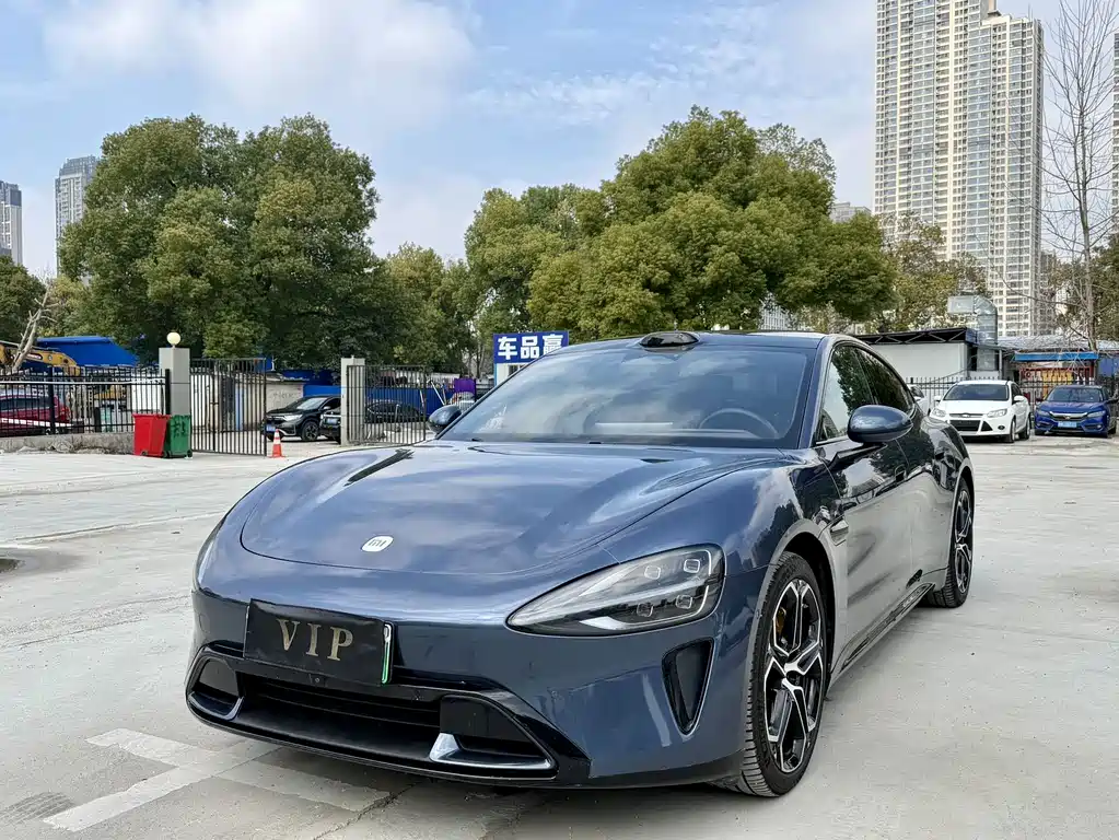 XIAOMI CAR XIAOMI SU7