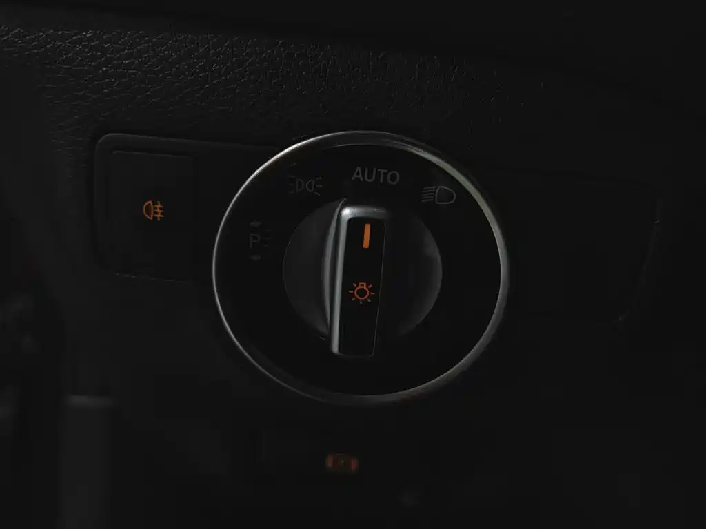 Mercedes-Benz GLA — миниатюра 21