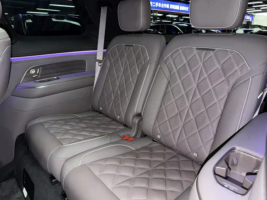 NIO ES8 2026 мест Executive