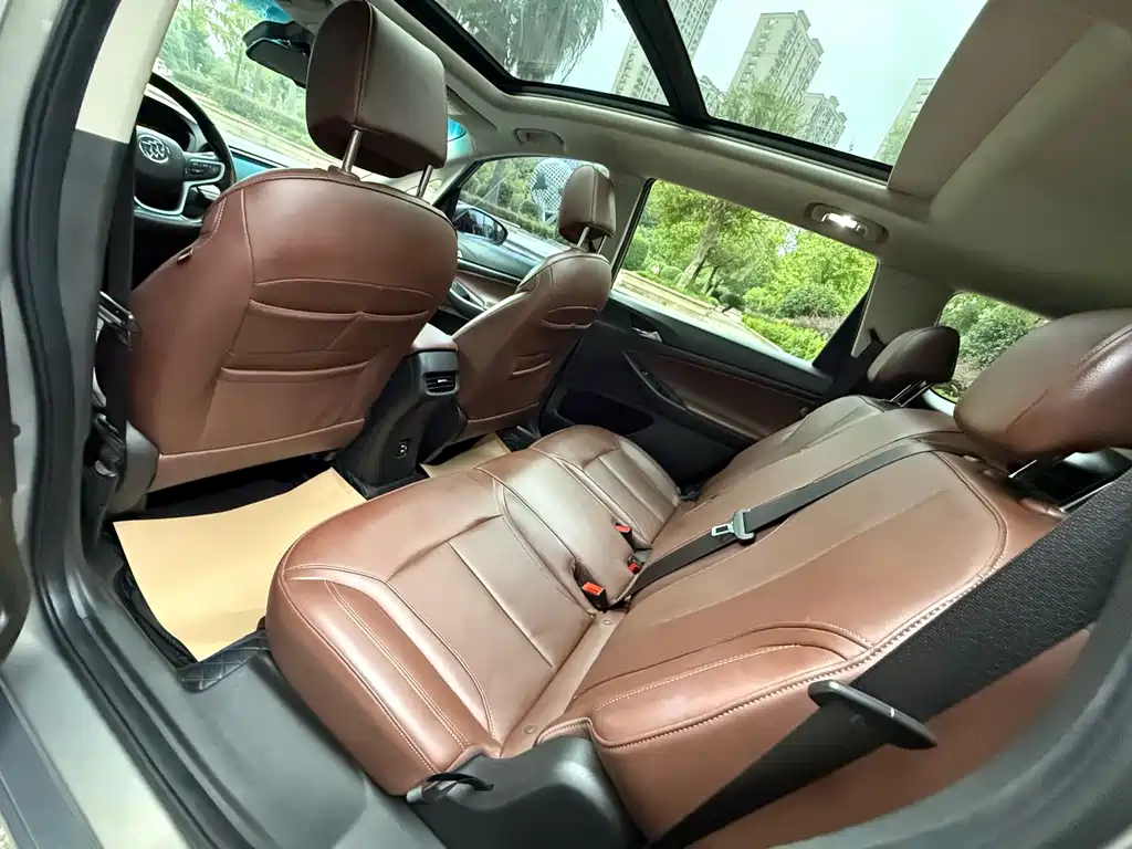 Buick GL6 — миниатюра 8