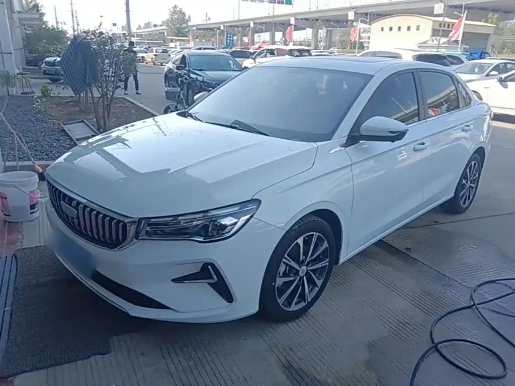 Geely Emgrand — миниатюра 2