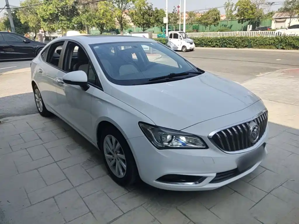 Buick Verano — миниатюра 4