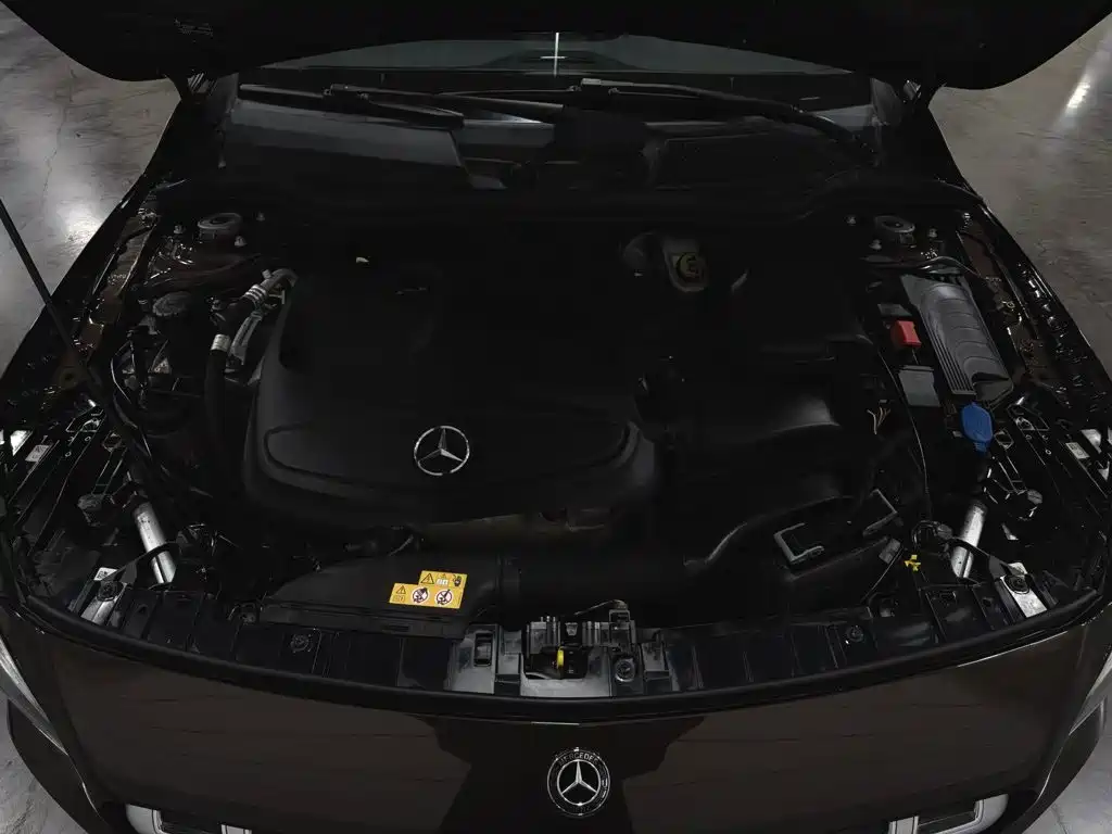 Mercedes-Benz GLA — миниатюра 6