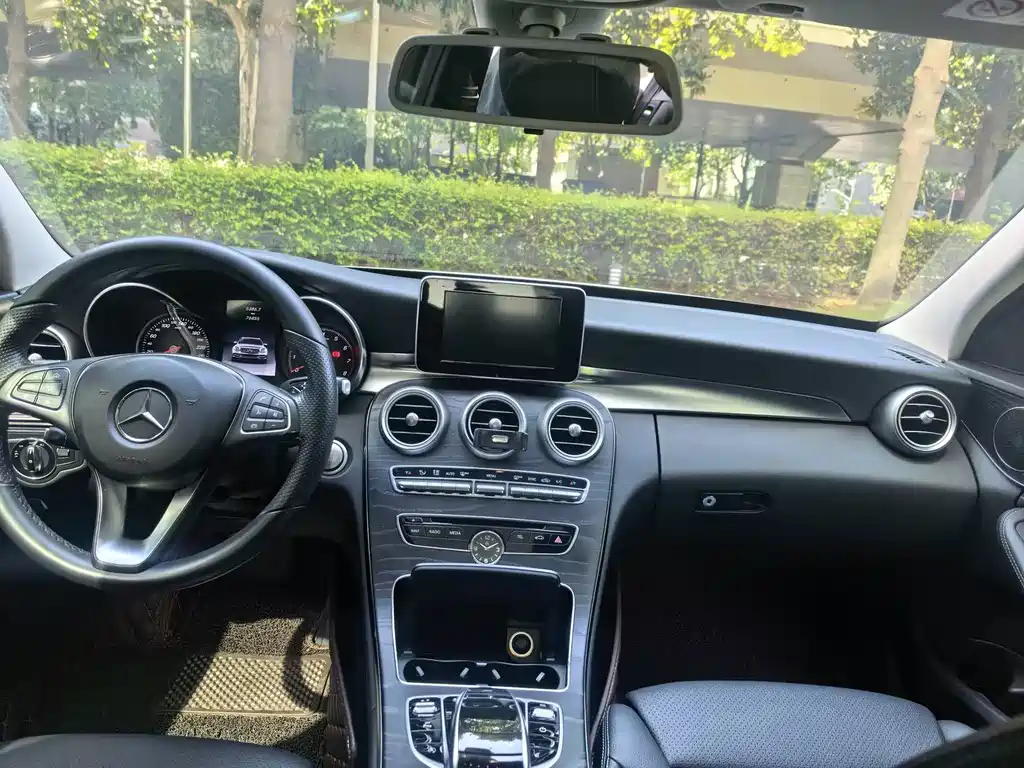 Mercedes-Benz C-Class (Import) — миниатюра 10