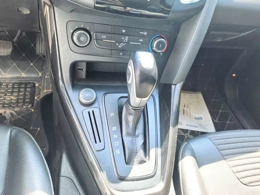 Ford Focus — миниатюра 16