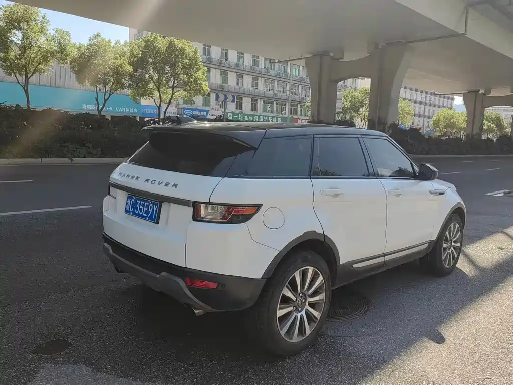 Land Rover Evoque — миниатюра 8