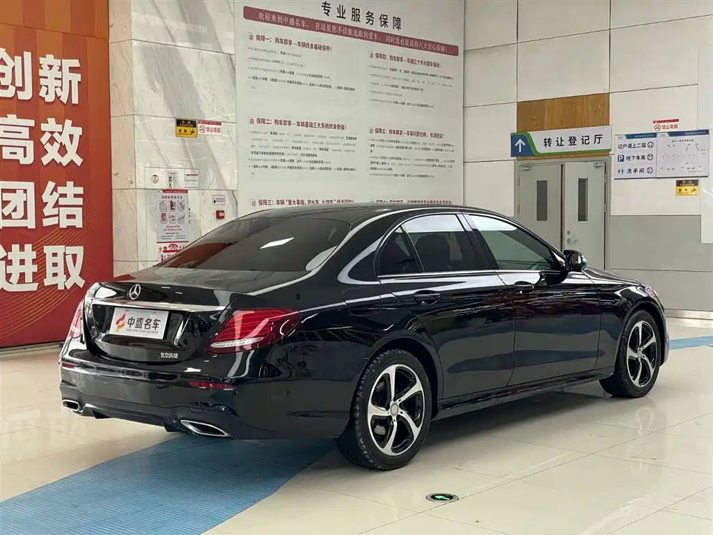 MERCEDES-BENZ E CLASS