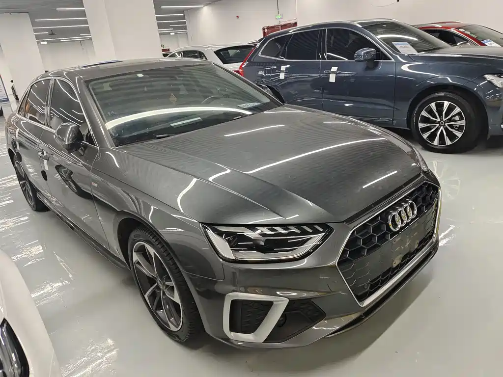 Audi A4L 2021 40 TFSI