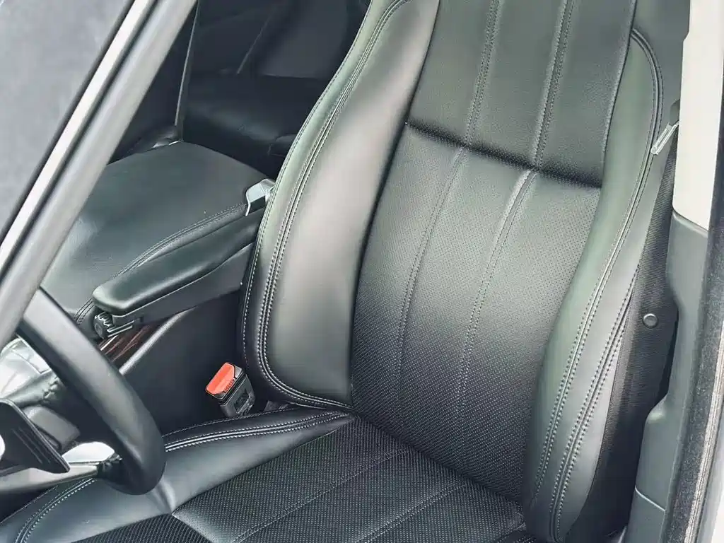 Land Rover Range Rover — миниатюра 10
