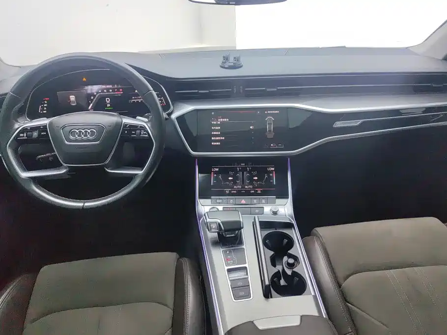 Audi A7L — миниатюра 12