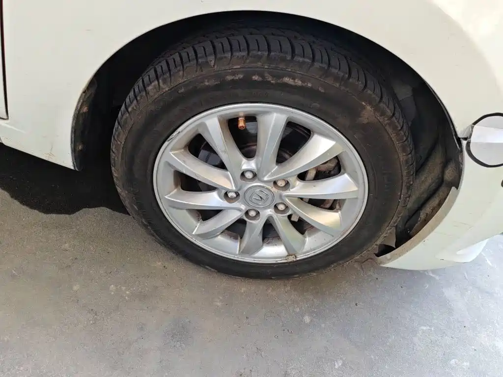 Changan V7 — миниатюра 8