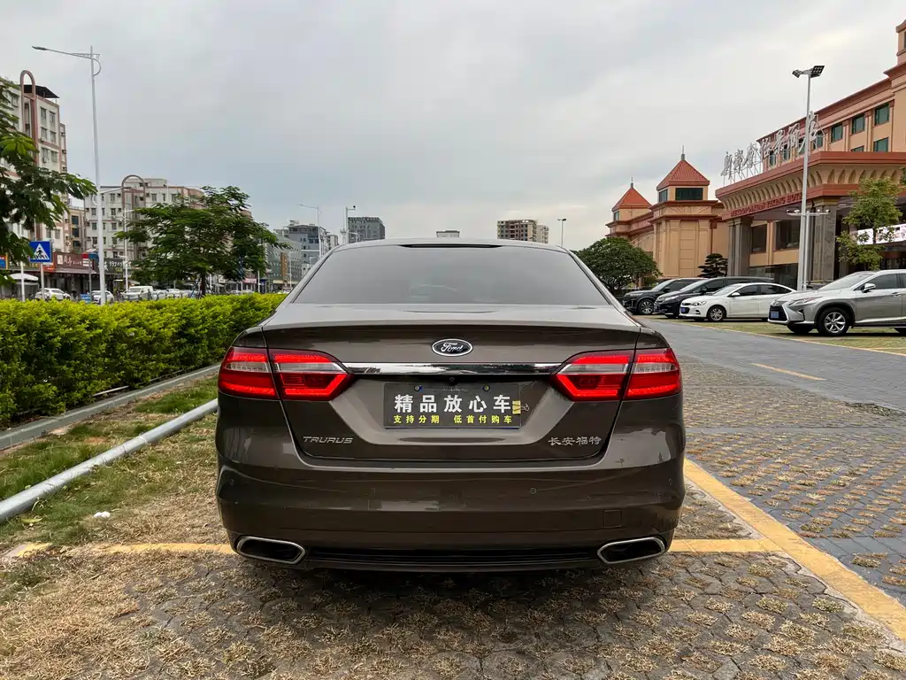 Ford Taurus 2015 EcoBoost 245 Luxury
