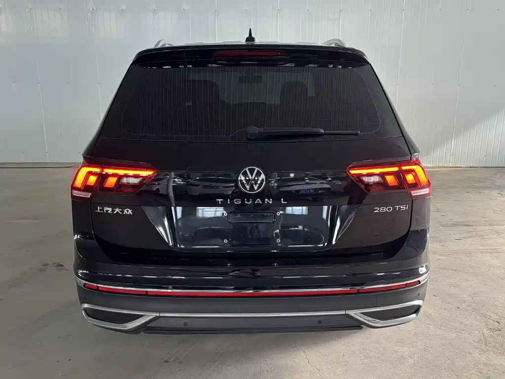 Volkswagen Tiguan L — миниатюра 4