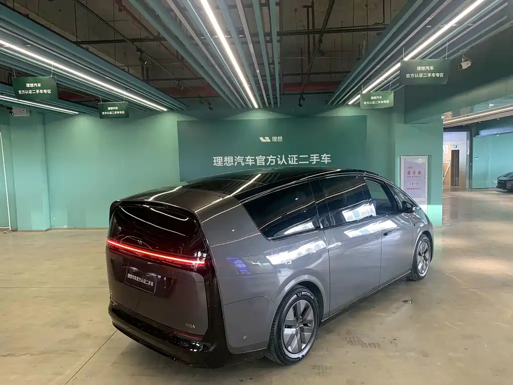 Li Auto Li MEGA — миниатюра 3