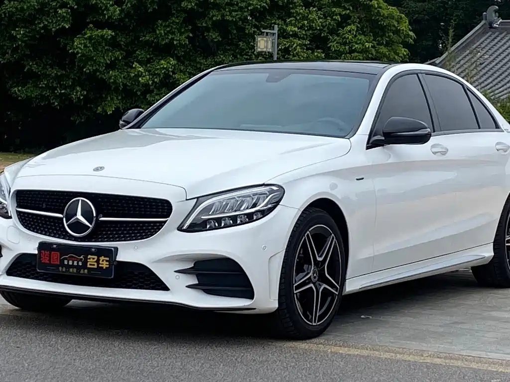 Mercedes-Benz C-Class 2021