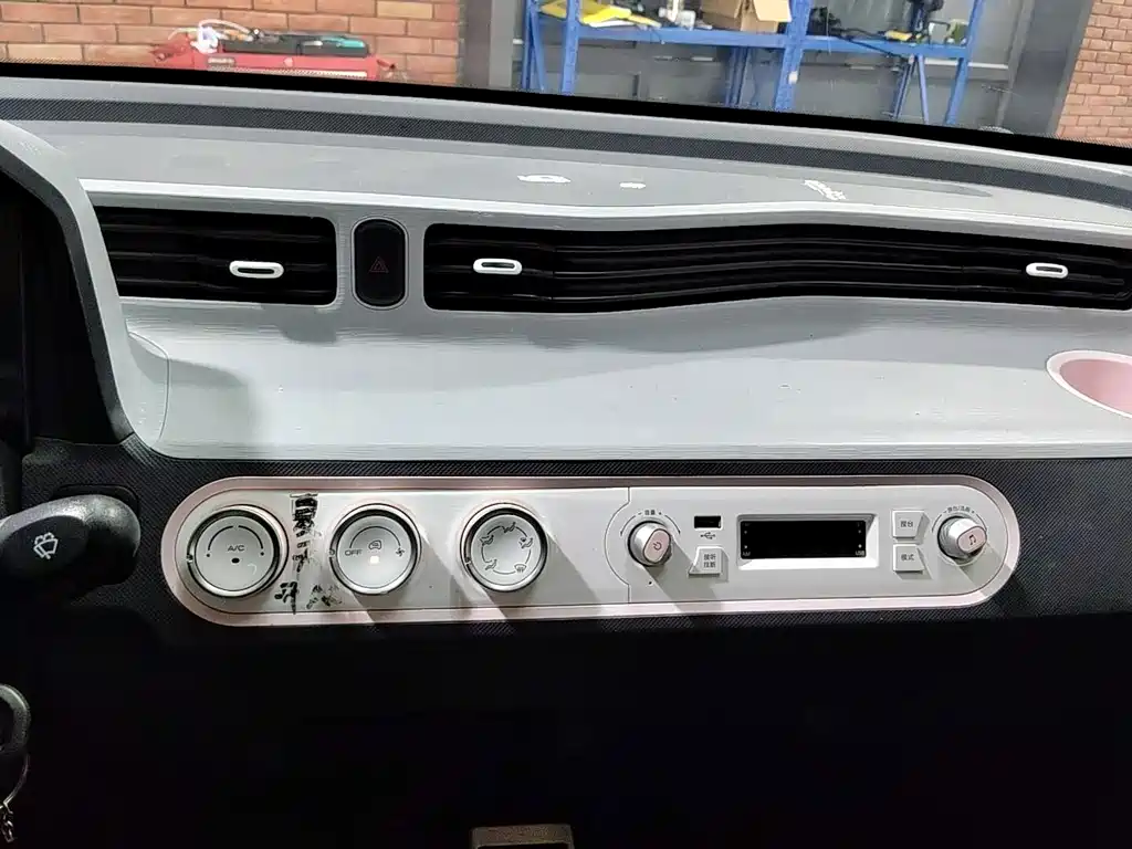 Wuling MINIEV — миниатюра 14