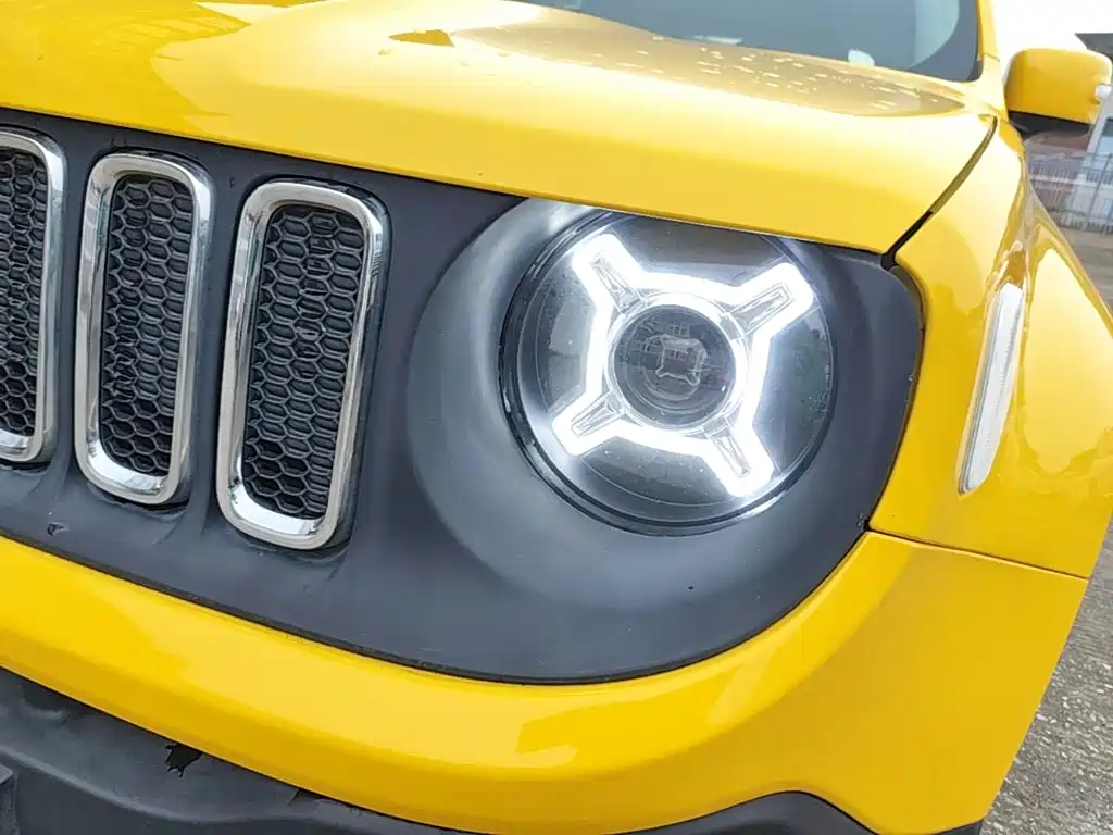 Jeep Renegade — миниатюра 24