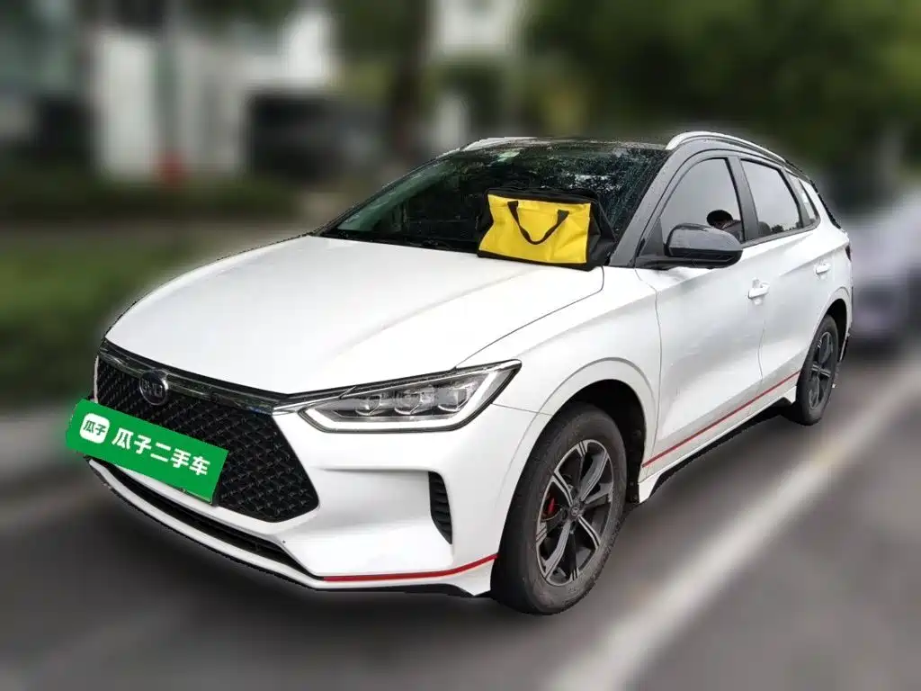 BYD e2