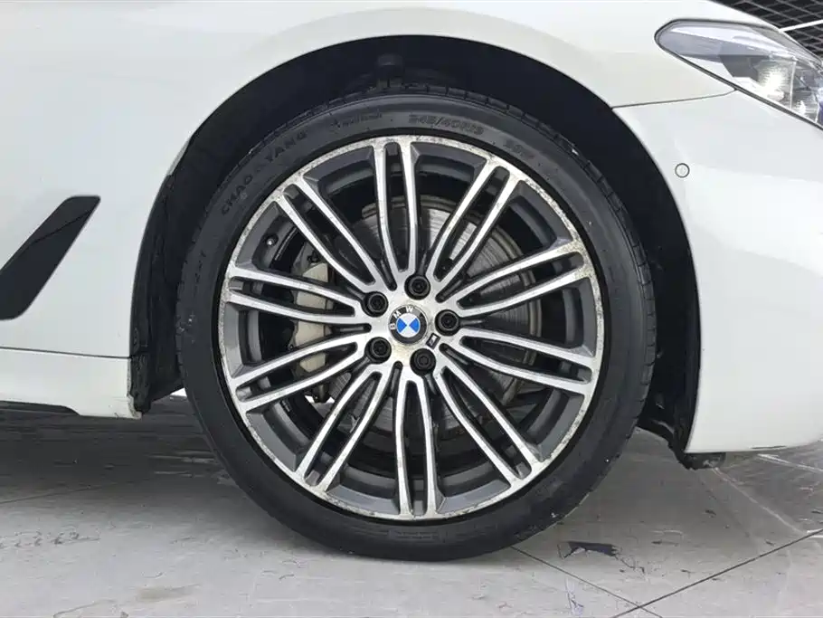 BMW 5 Series 5 2018 530Li Lead M Sport