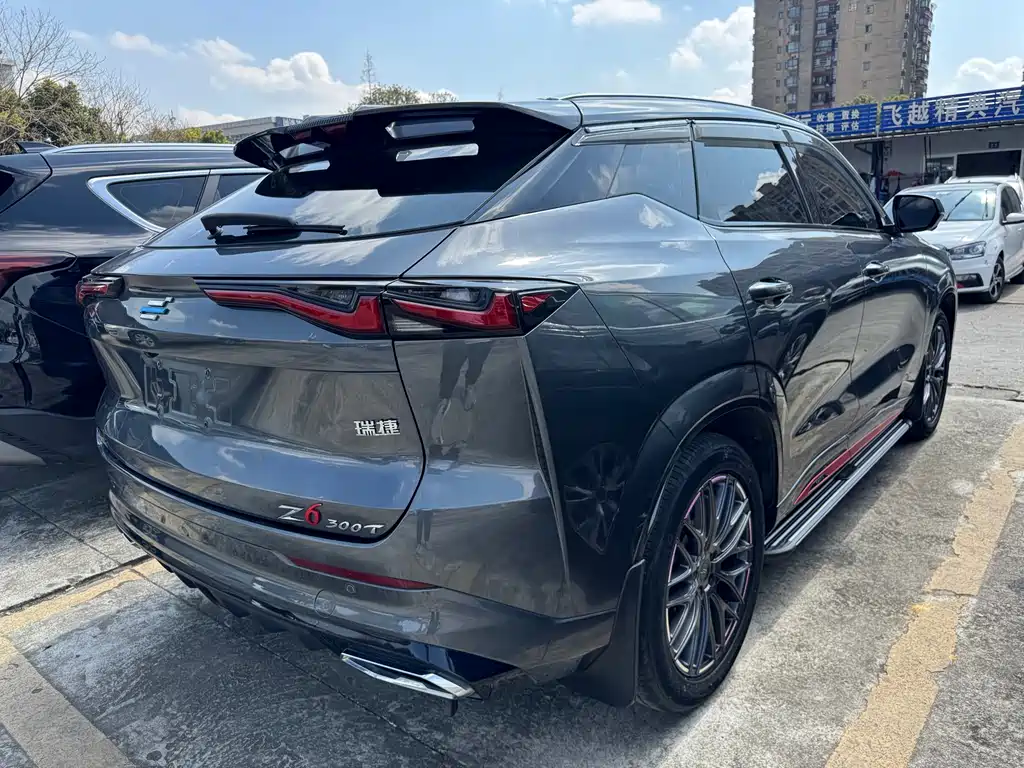 CHANGAN CHANGAN AUCHAN Z6