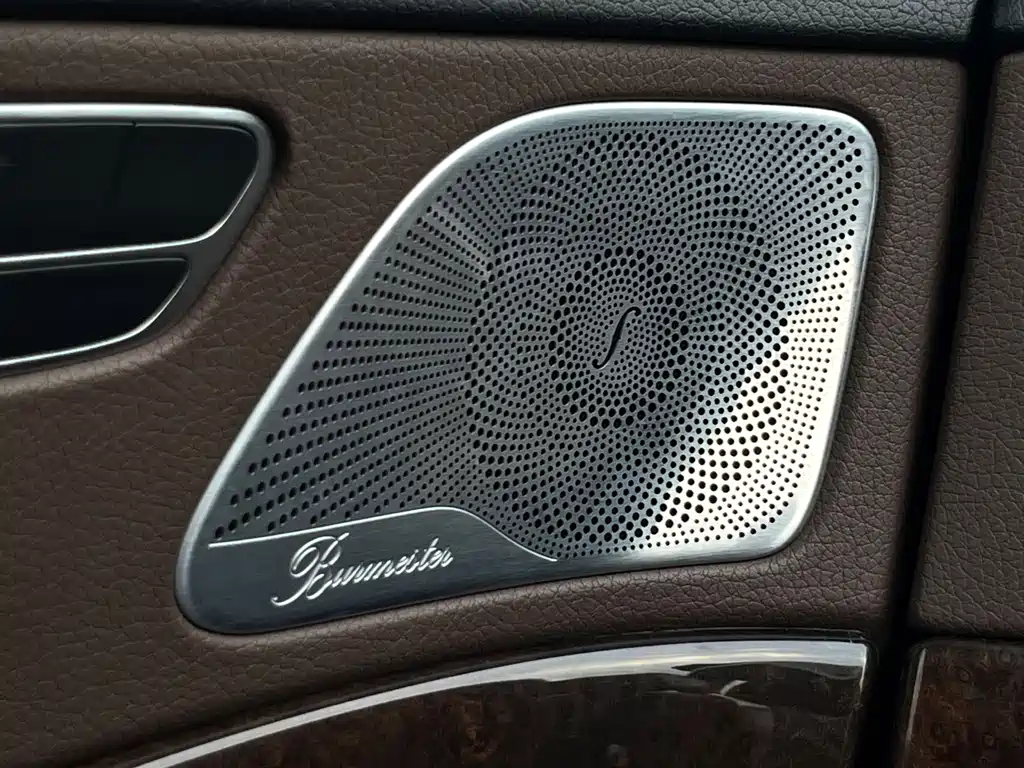 Mercedes-Benz S-Class — миниатюра 21