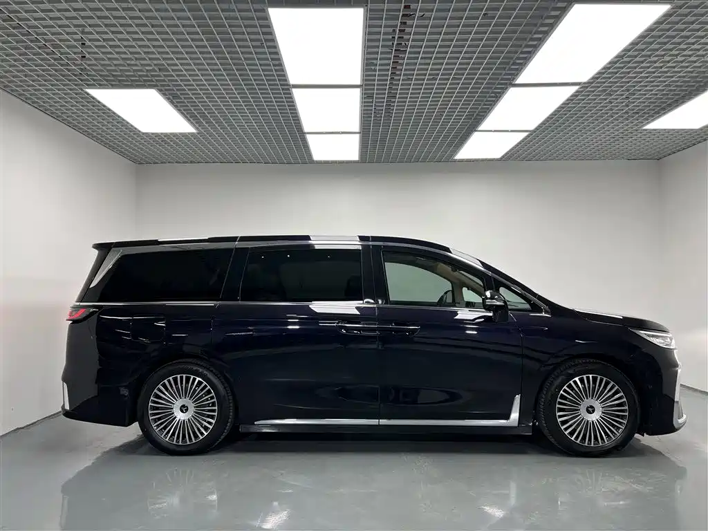 LANTU AUTOMOBILE LANTU DREAMER