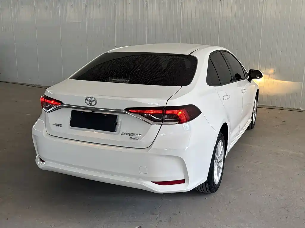 Toyota Corolla — миниатюра 6