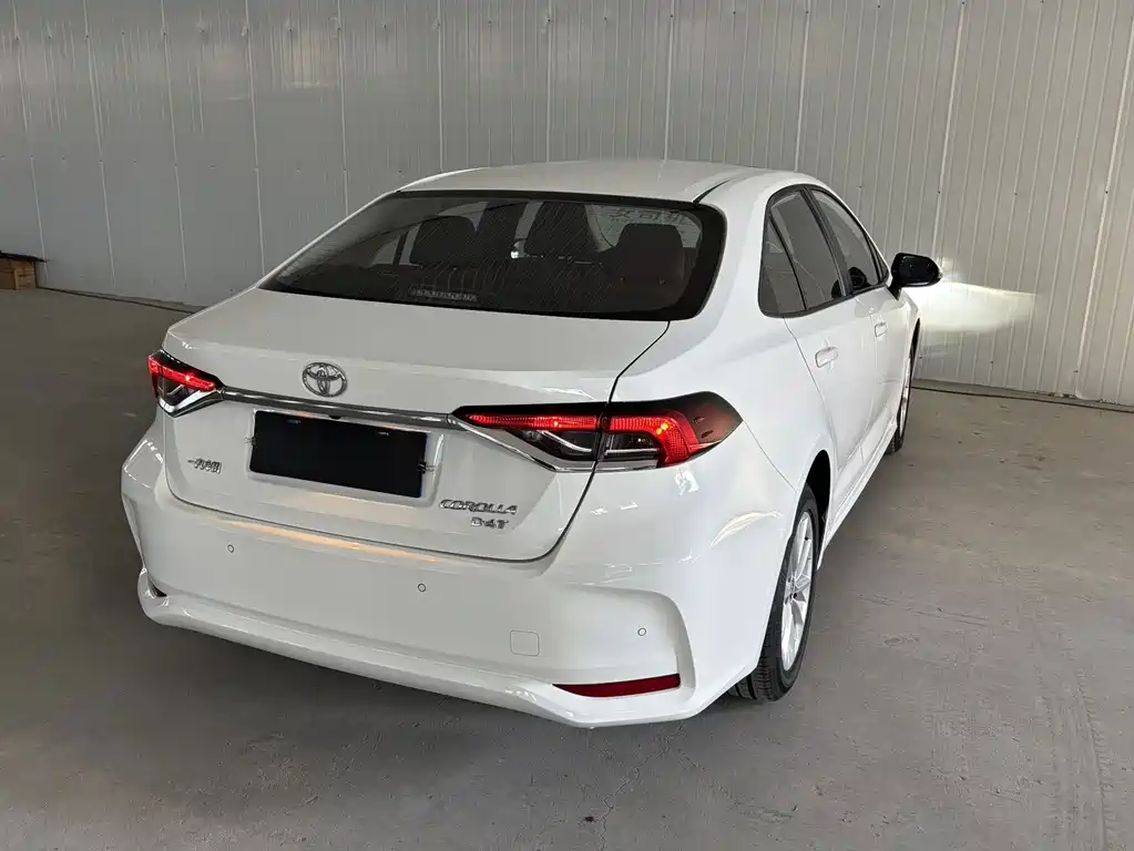 Toyota Corolla — миниатюра 5