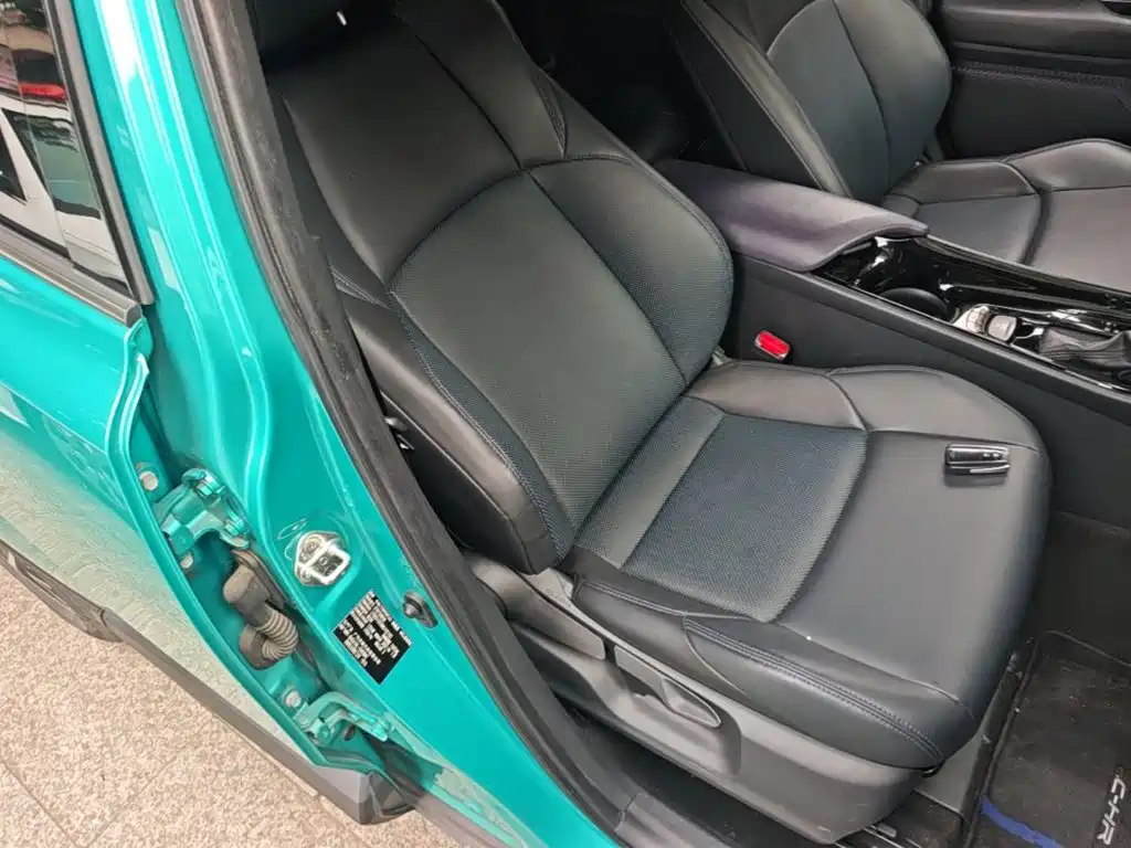 Toyota C-HR — миниатюра 25