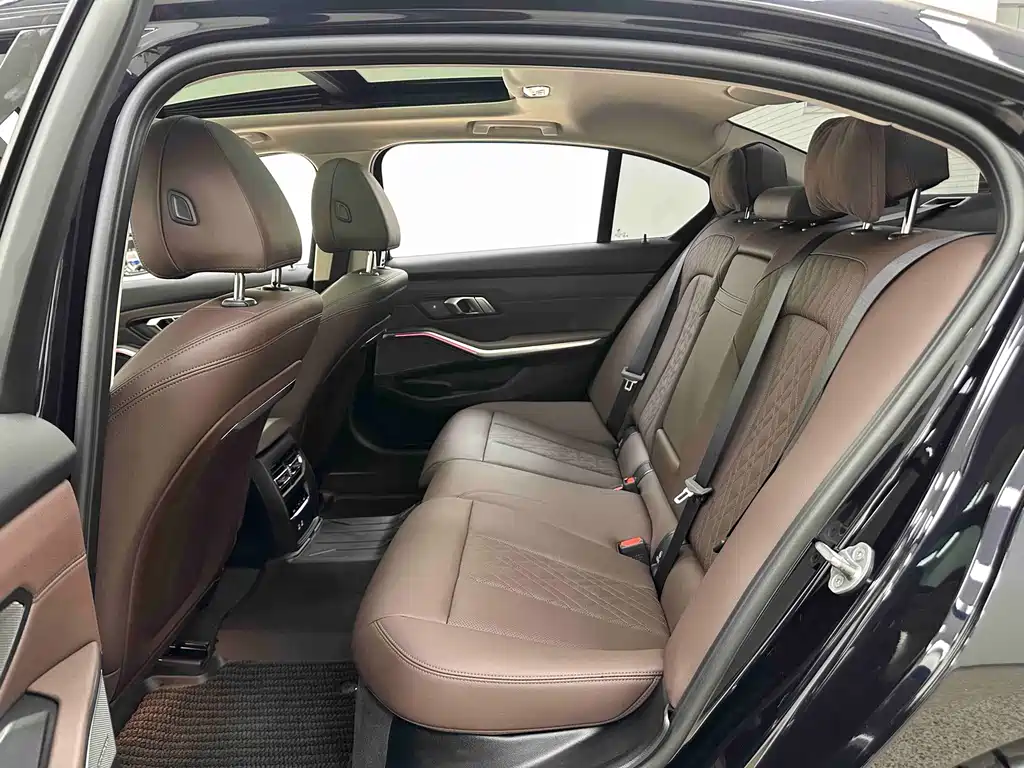 BMW 3 Series — миниатюра 19