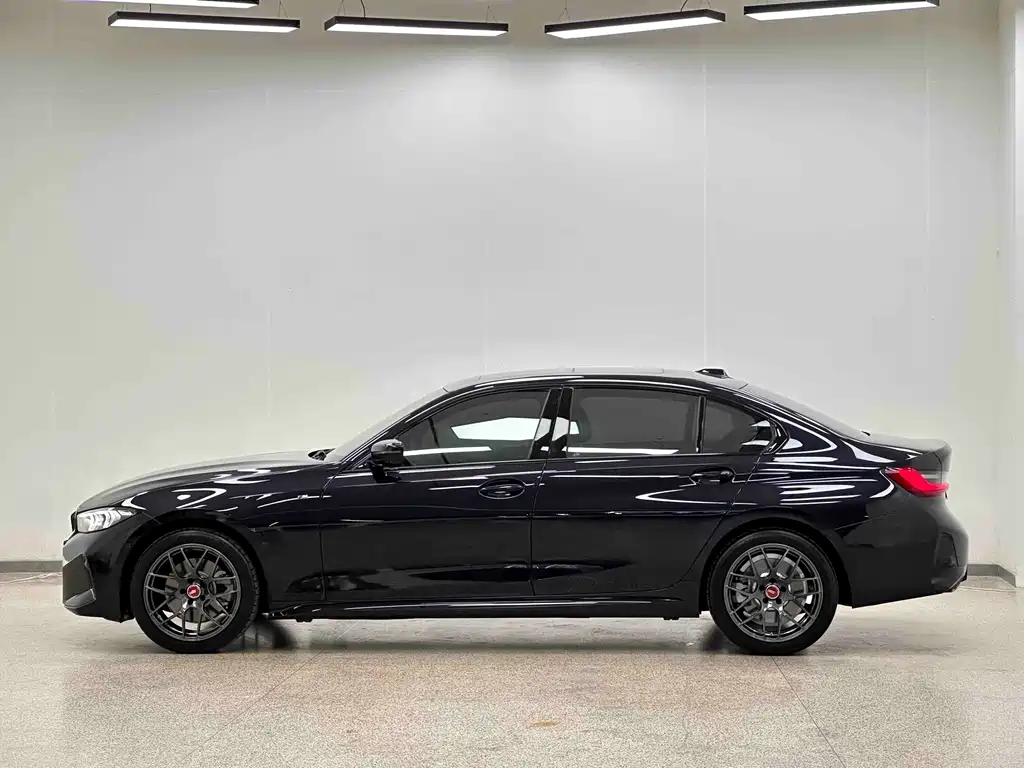 BMW 3 Series — миниатюра 31