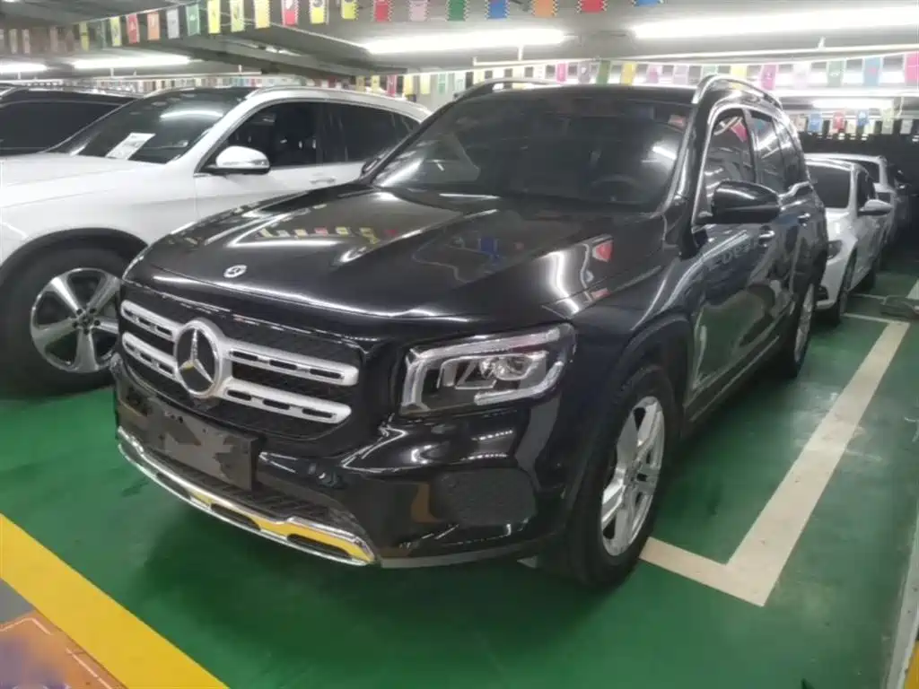 Купить Mercedes-Benz GLB