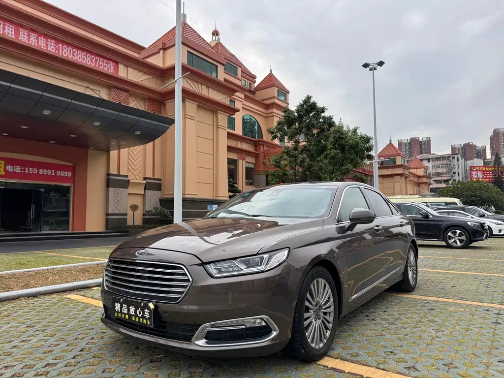 Ford Taurus 2016