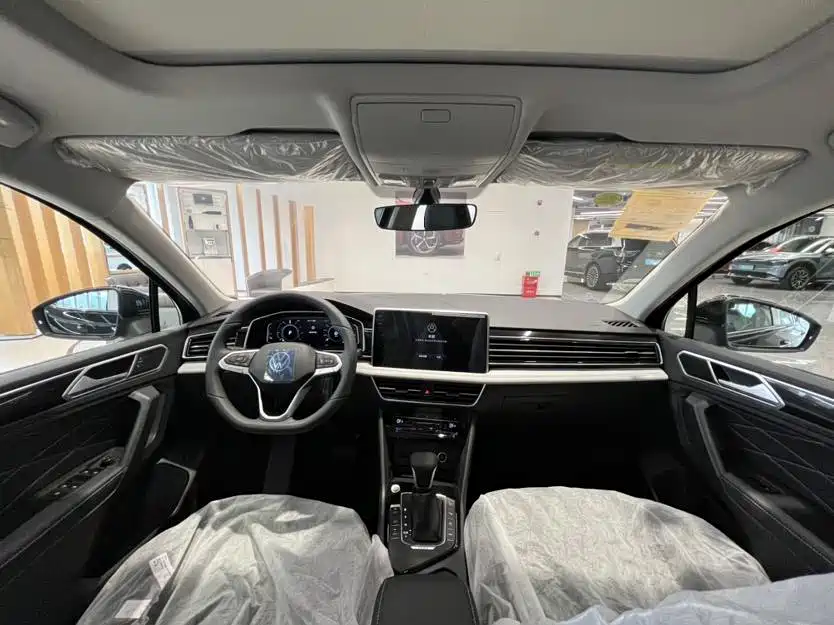 VOLKSWAGEN TIGUAN L NEW ENERGY