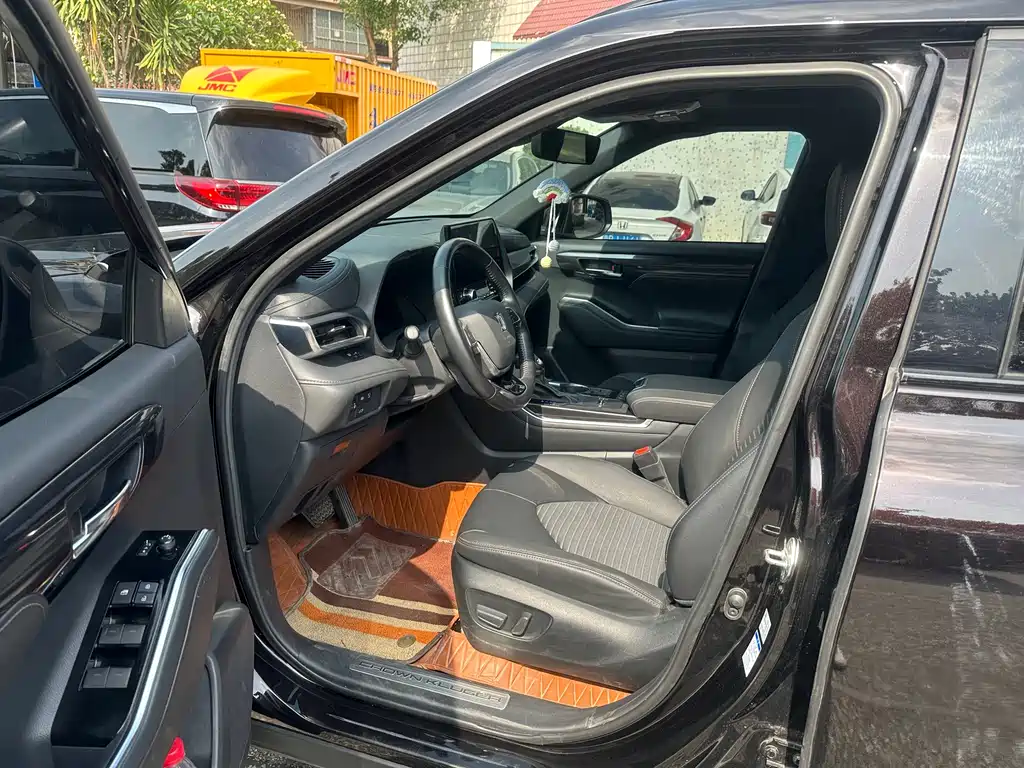 Toyota Crown Kluger 2021 2.5L HEV Luxury