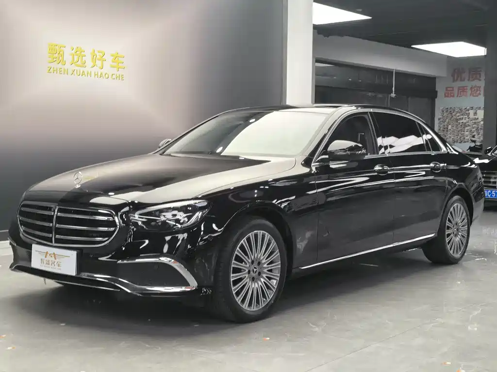 Mercedes-Benz E-Class 2023