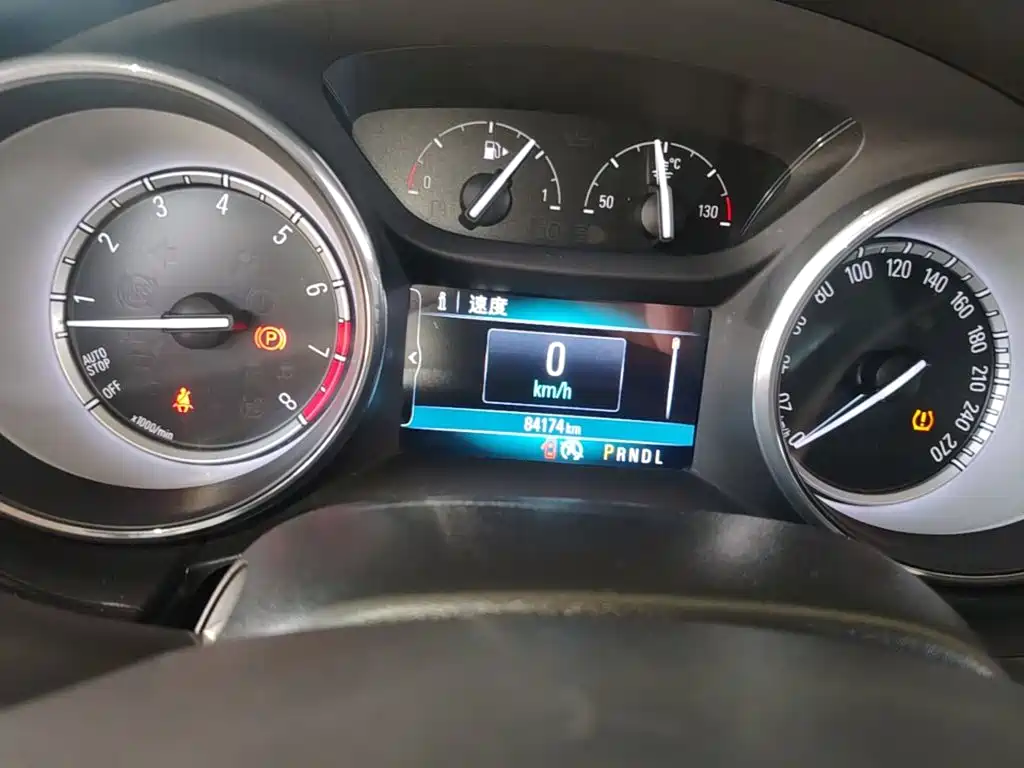 Buick Verano — миниатюра 12