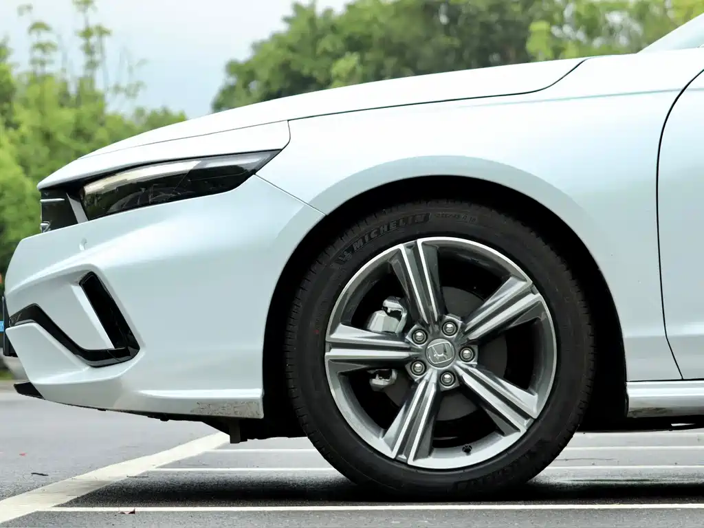 Honda Accord 2025 Sport 260TURBO Luxury