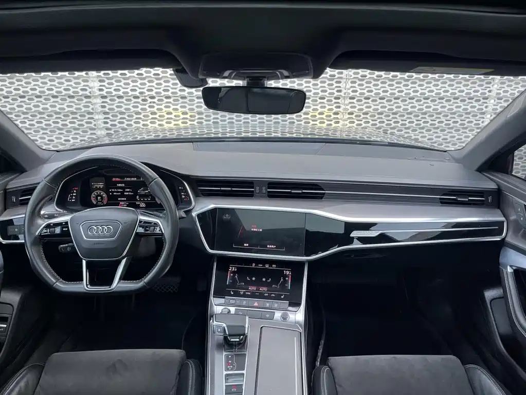 Audi A6L — миниатюра 7