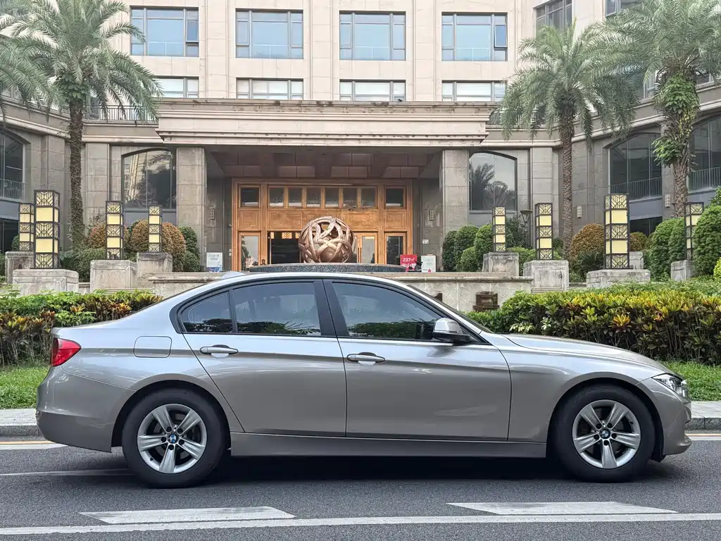 BMW 3 Series — миниатюра 15