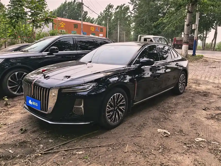 Hongqi Hongqi H5 2025