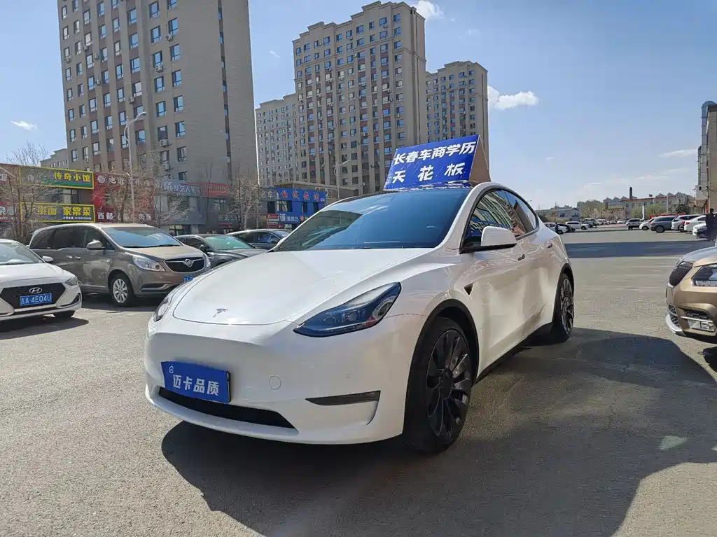 Tesla Model Y 2022