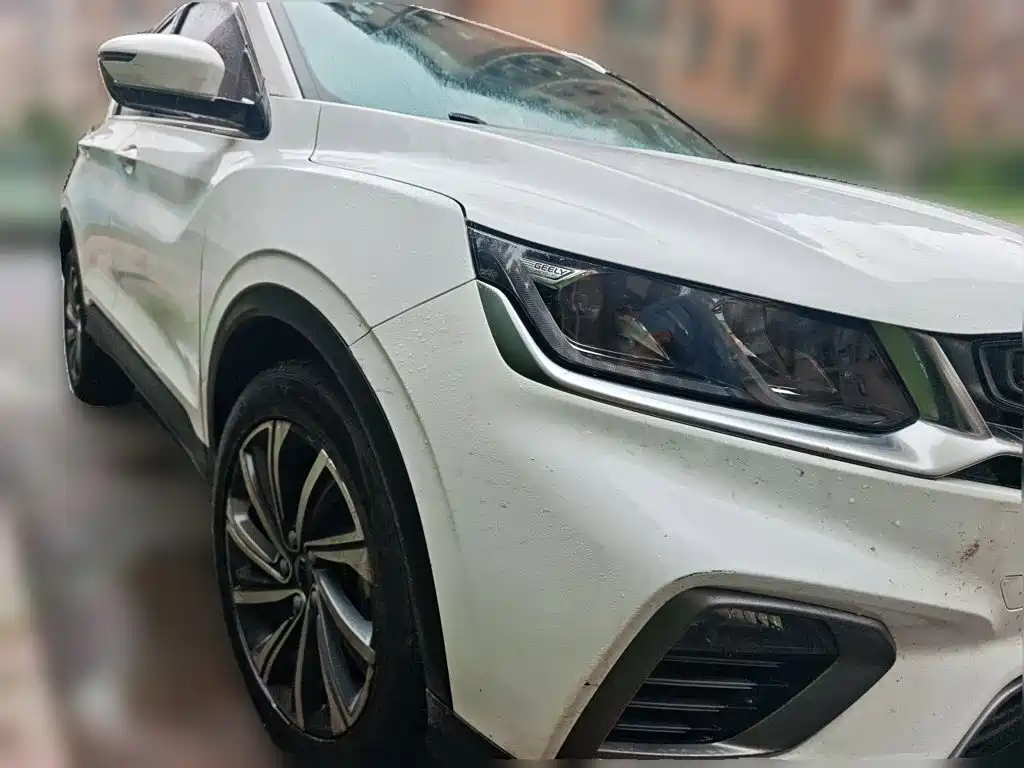 Geely Binyue — миниатюра 3