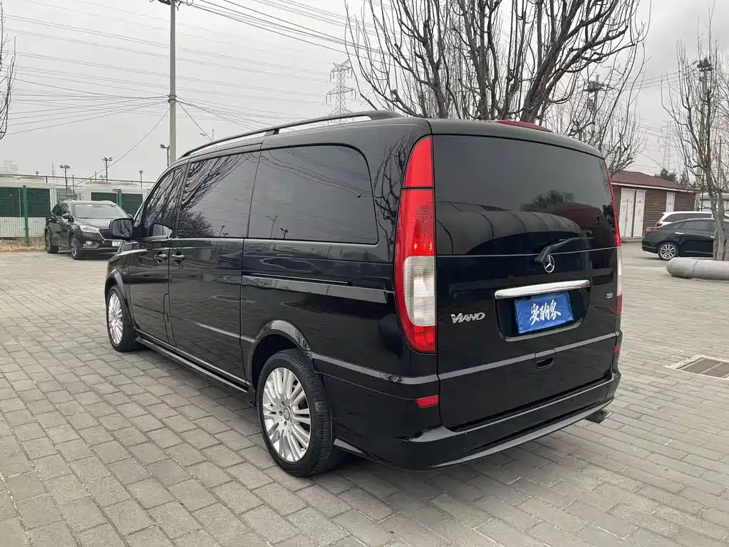 Mercedes-Benz Viano 2010 Viano 3.5L