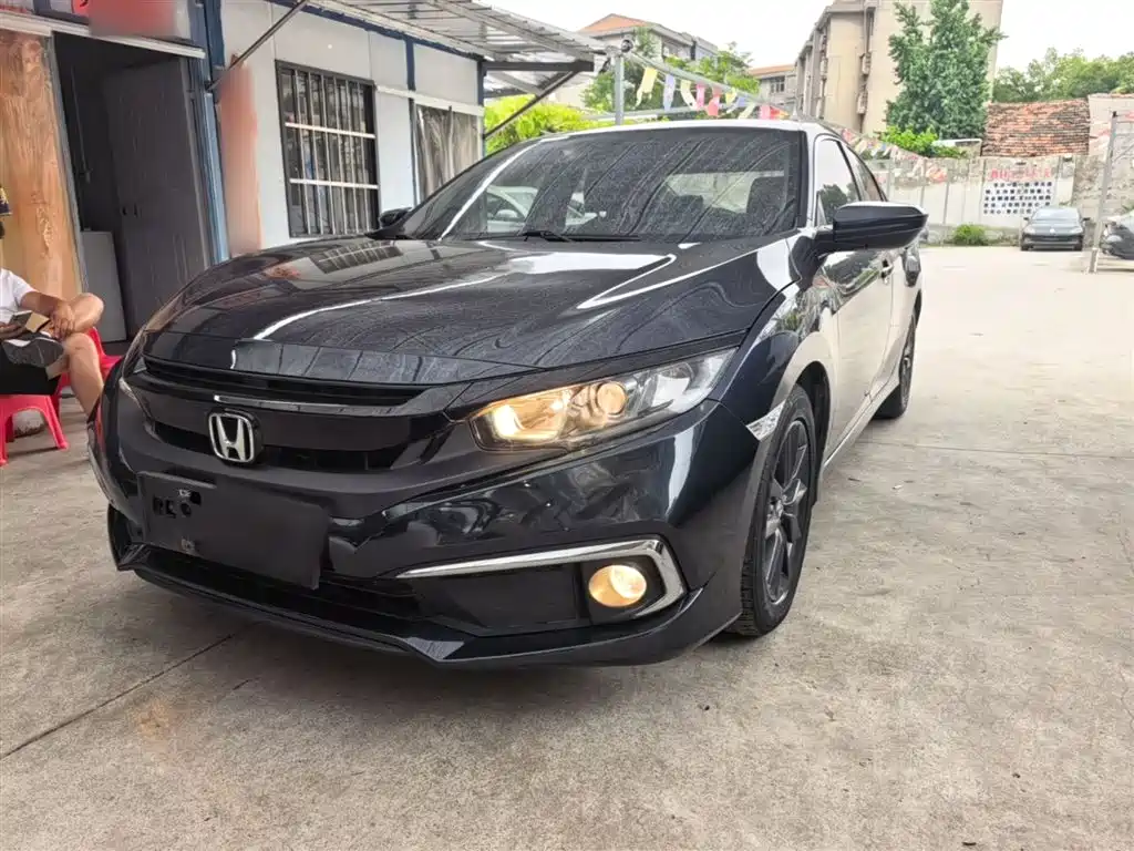 Купить Honda Civic