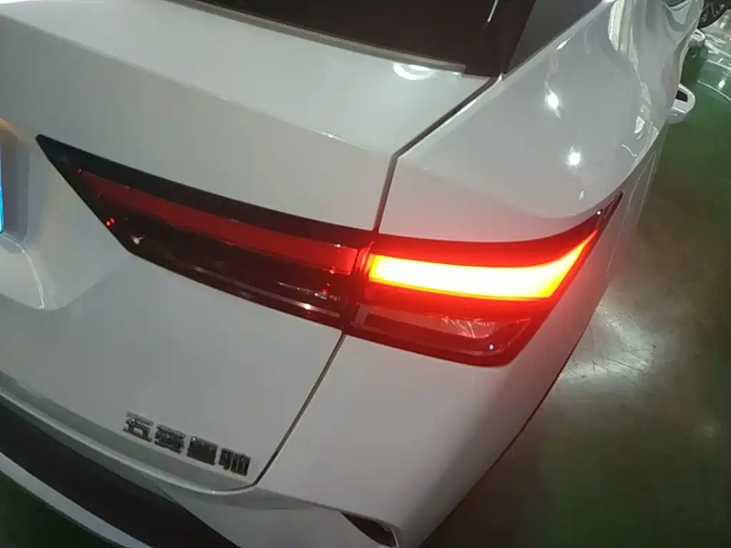 Wuling Xingchi — миниатюра 8