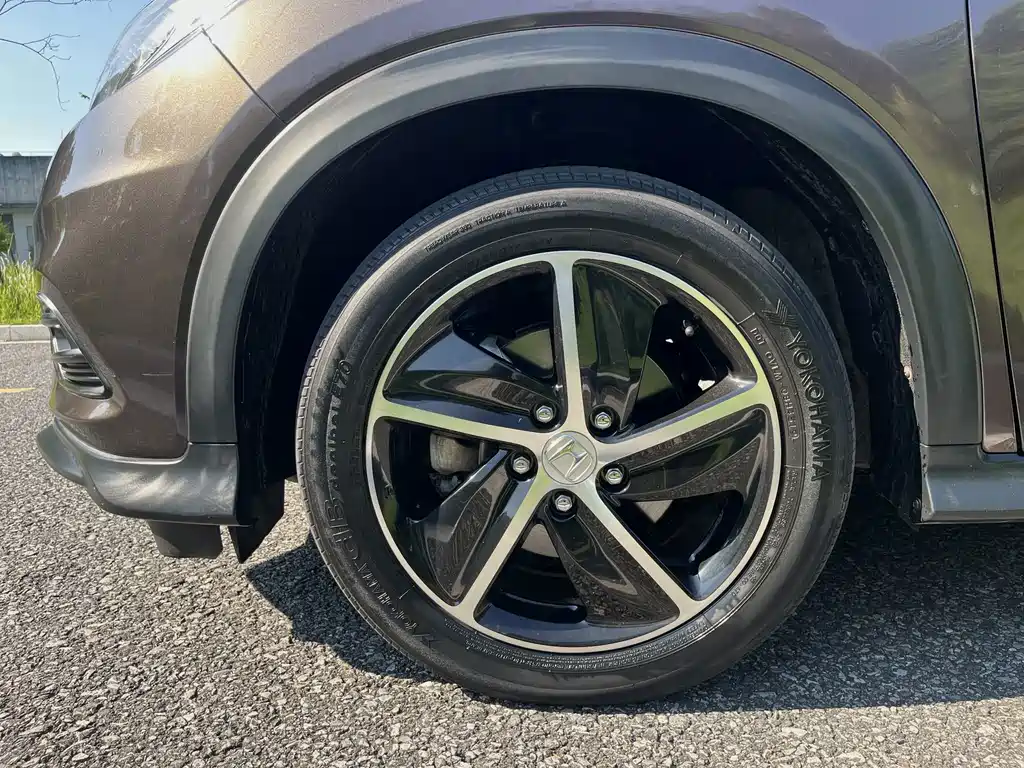 Honda Vezel — миниатюра 10