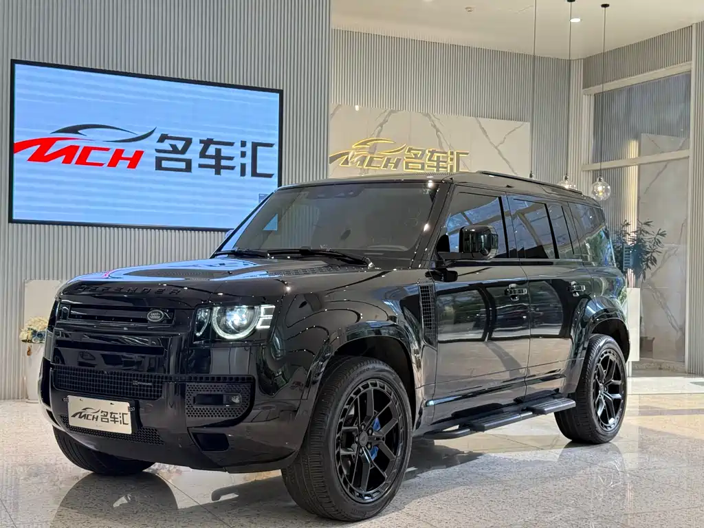 Land Rover Defender 2021