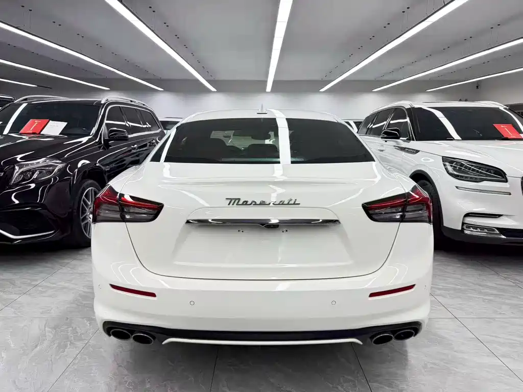 Maserati Ghibli — миниатюра 5