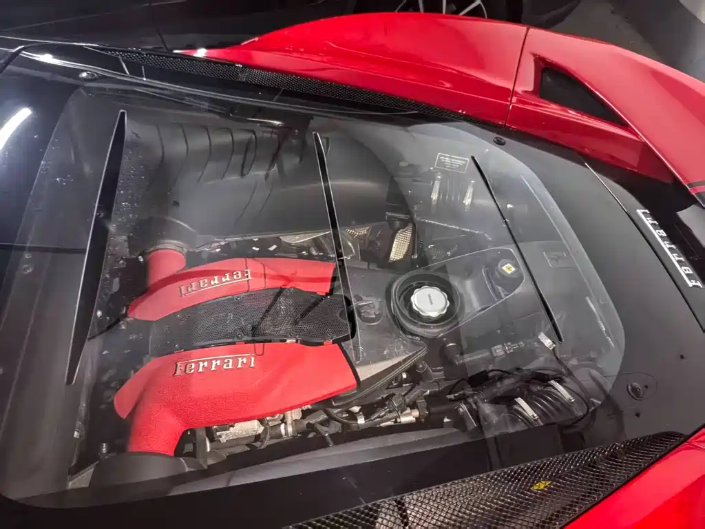 Ferrari F8 — миниатюра 8